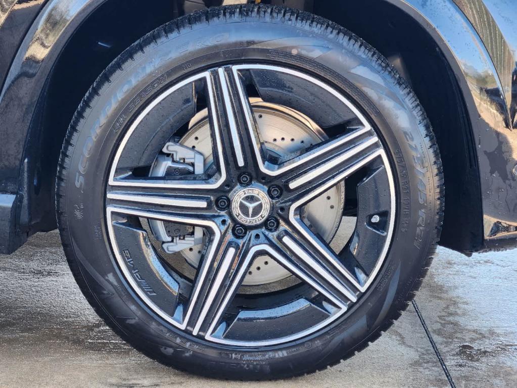 new 2025 Mercedes-Benz GLE 450e car, priced at $83,920