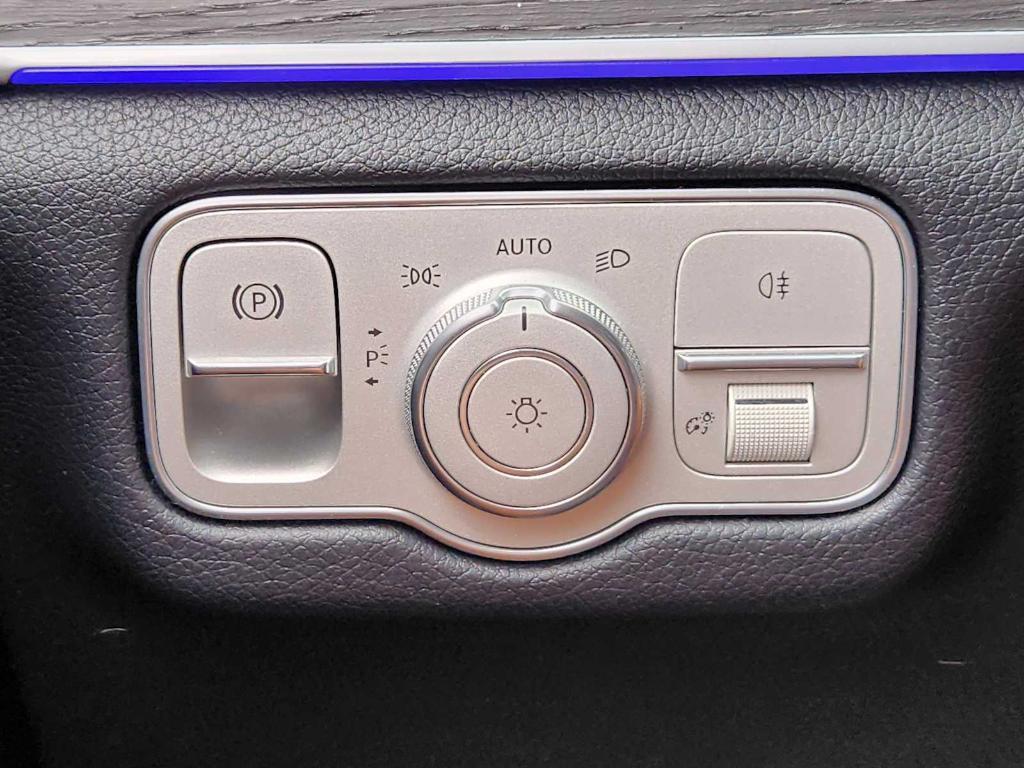 used 2022 Mercedes-Benz GLE 350 car, priced at $43,990