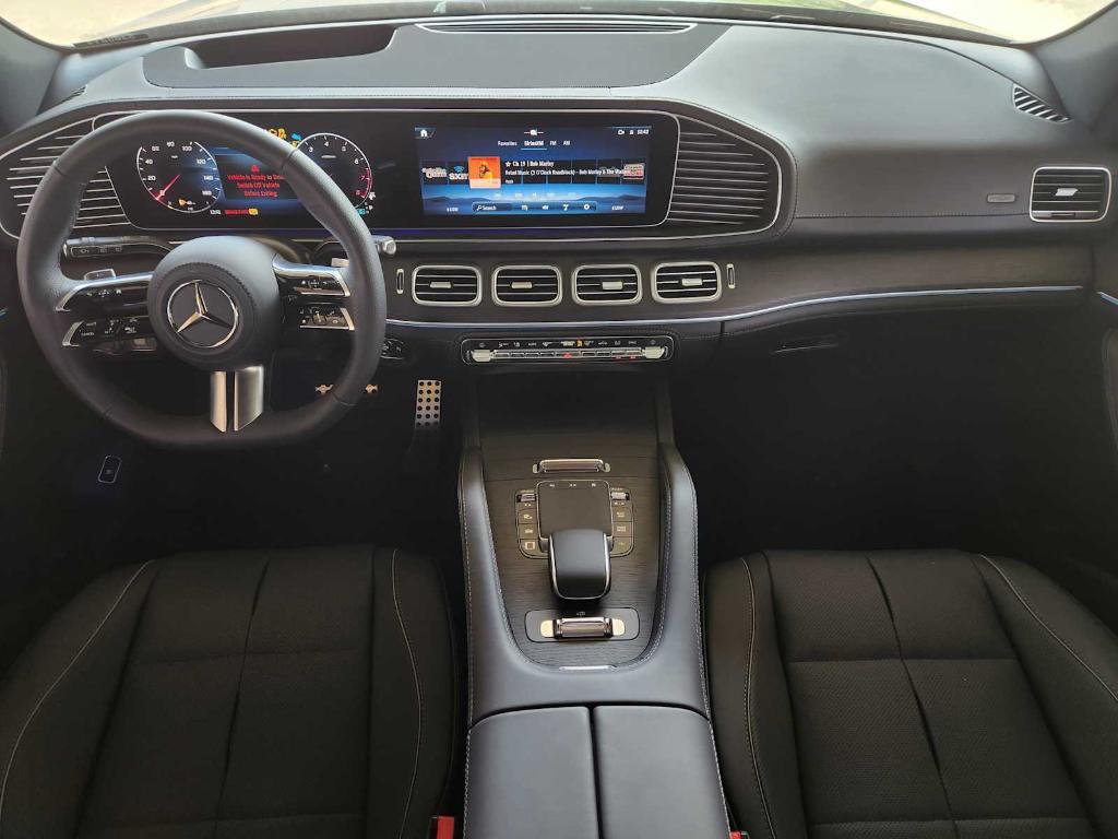 new 2025 Mercedes-Benz GLS 580 car, priced at $122,680