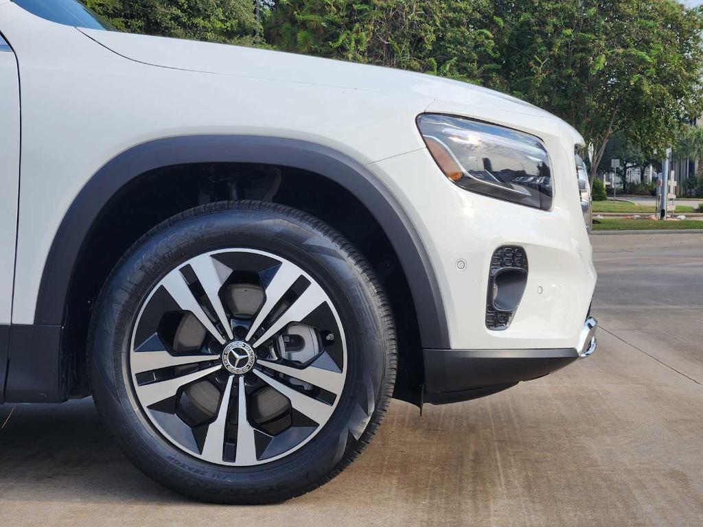 used 2025 Mercedes-Benz GLB 250 car, priced at $36,980