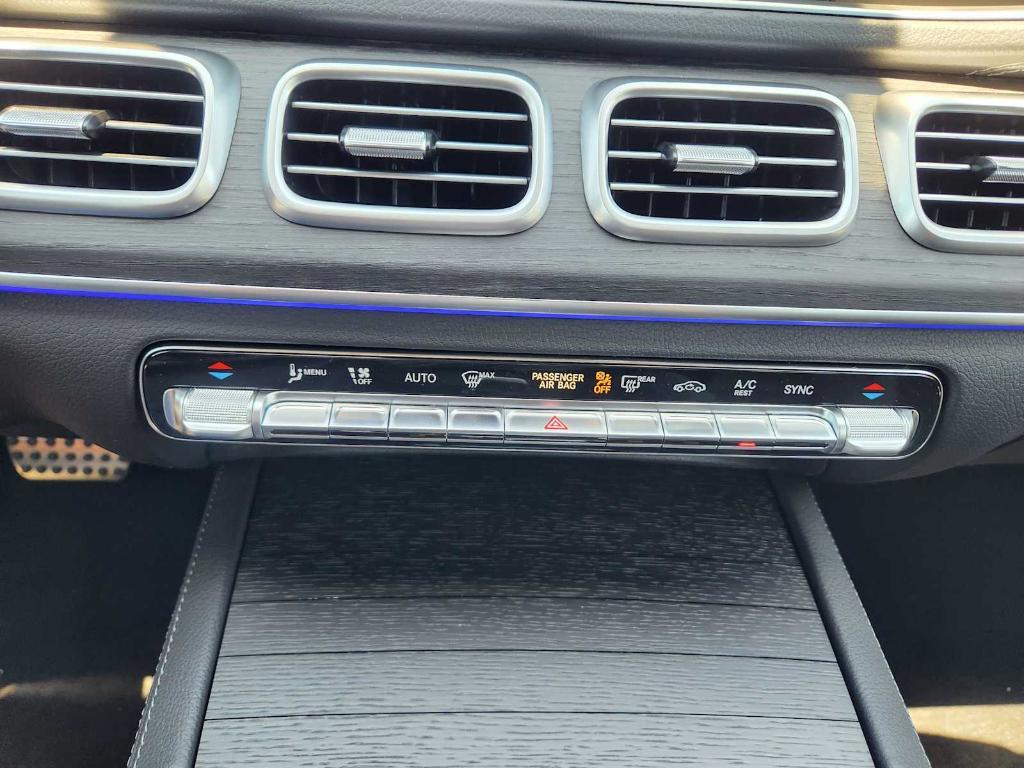 new 2025 Mercedes-Benz GLS 450 car, priced at $99,580