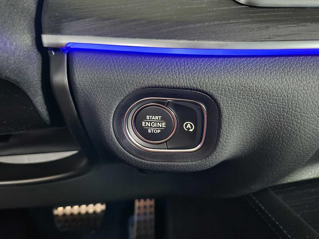 new 2025 Mercedes-Benz GLS 450 car, priced at $103,805