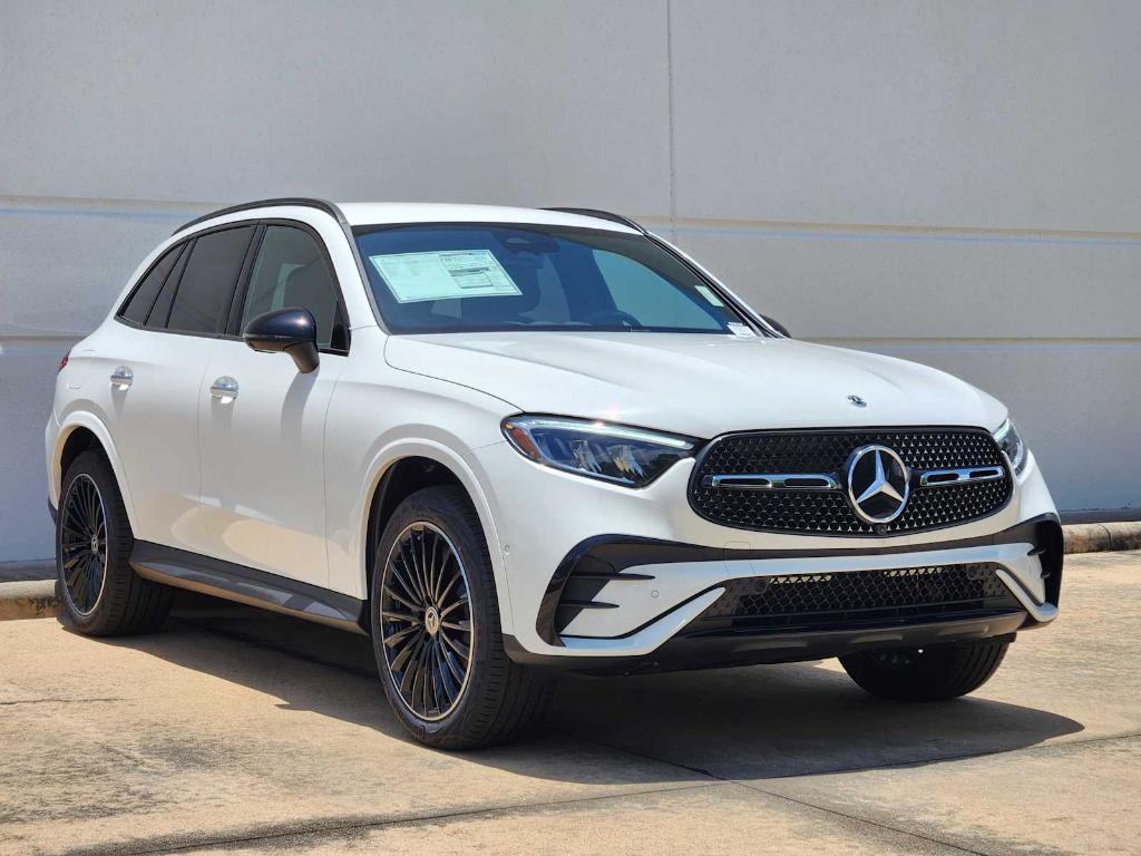 new 2025 Mercedes-Benz GLC 300 car, priced at $61,175