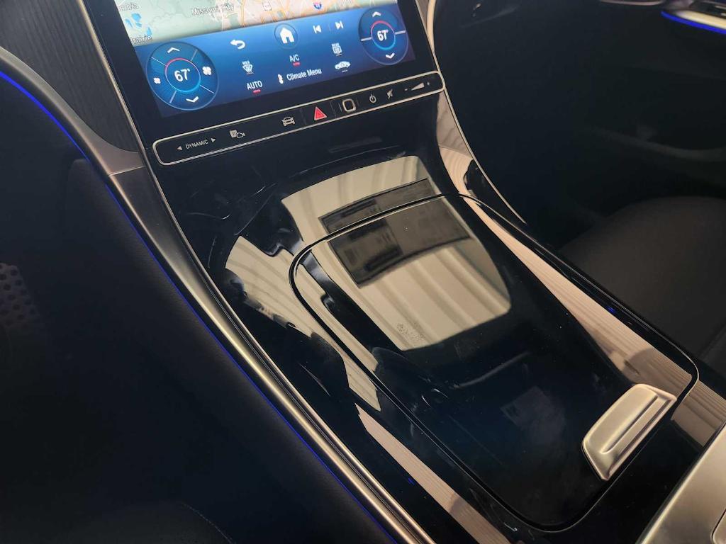 new 2025 Mercedes-Benz GLC 300 car, priced at $61,175