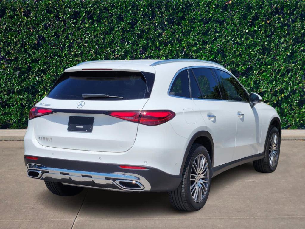 new 2025 Mercedes-Benz GLC 300 car, priced at $51,385
