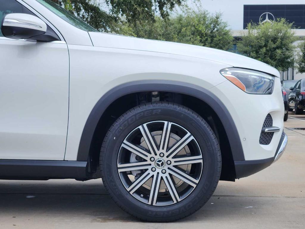 new 2025 Mercedes-Benz GLE 350 car, priced at $63,000