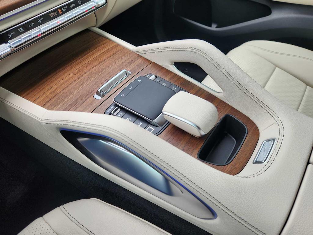 new 2025 Mercedes-Benz GLE 350 car, priced at $63,000