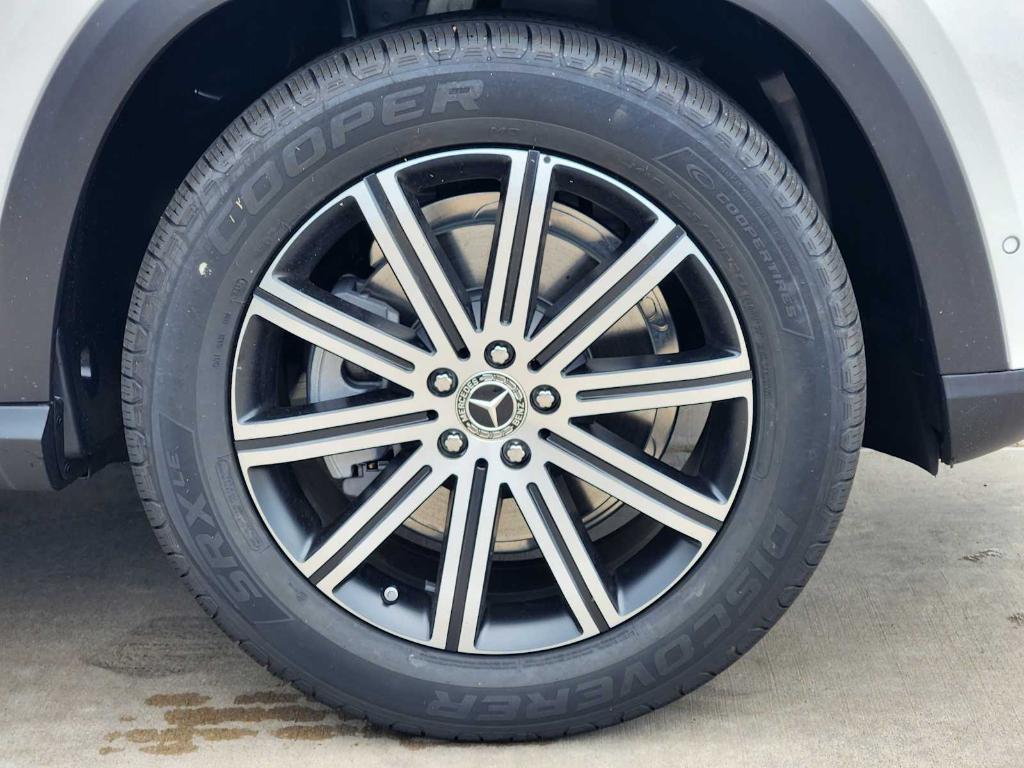new 2025 Mercedes-Benz GLE 350 car, priced at $63,000