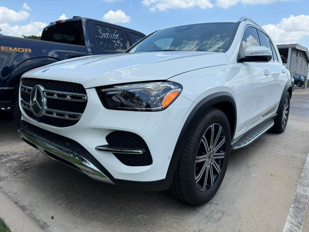used 2025 Mercedes-Benz GLE 450e car, priced at $69,990