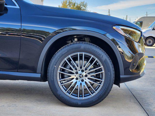 new 2025 Mercedes-Benz GLC 300 car, priced at $55,850