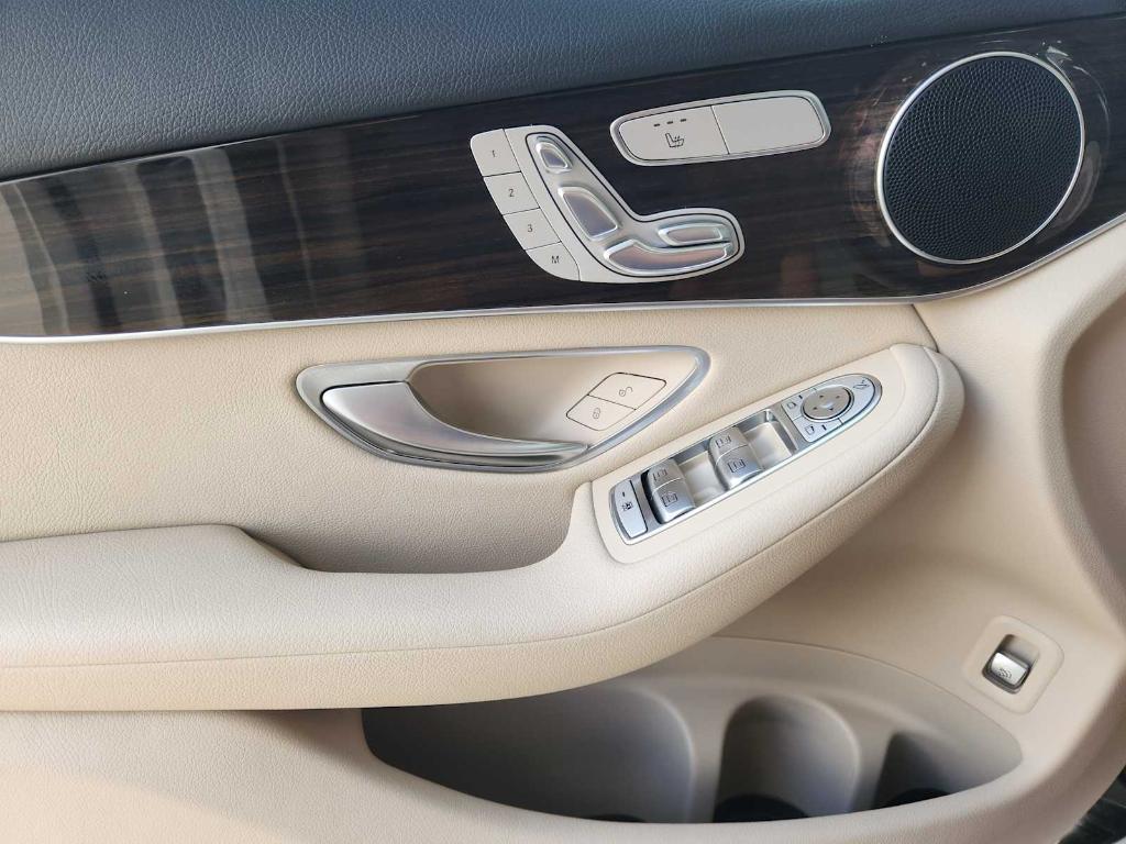 used 2022 Mercedes-Benz GLC 300 car, priced at $31,995