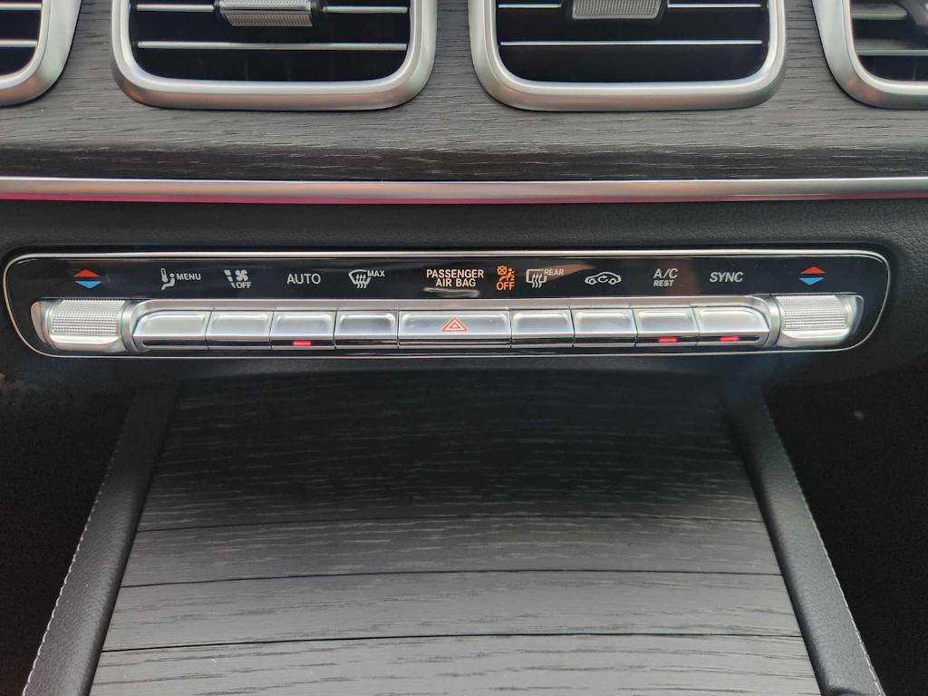 new 2025 Mercedes-Benz GLS 450 car, priced at $99,860