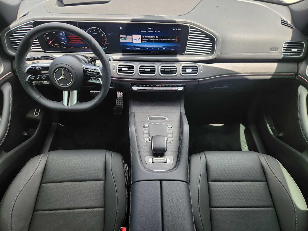 new 2025 Mercedes-Benz GLS 450 car, priced at $99,860