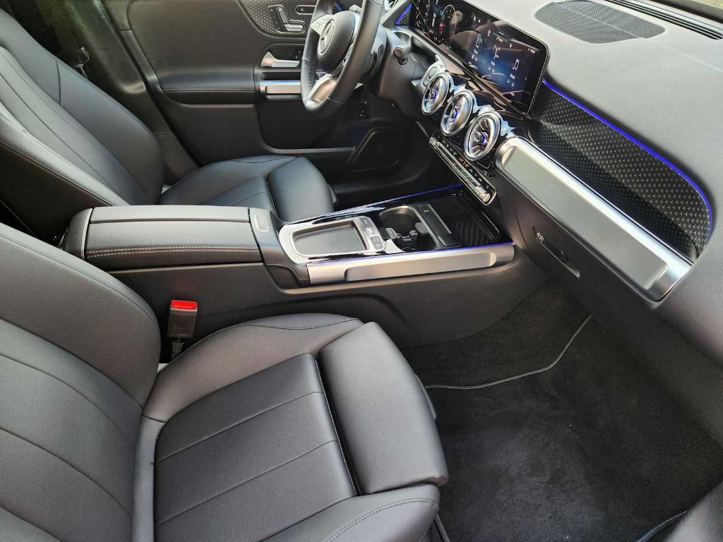 used 2025 Mercedes-Benz GLB 250 car, priced at $39,690