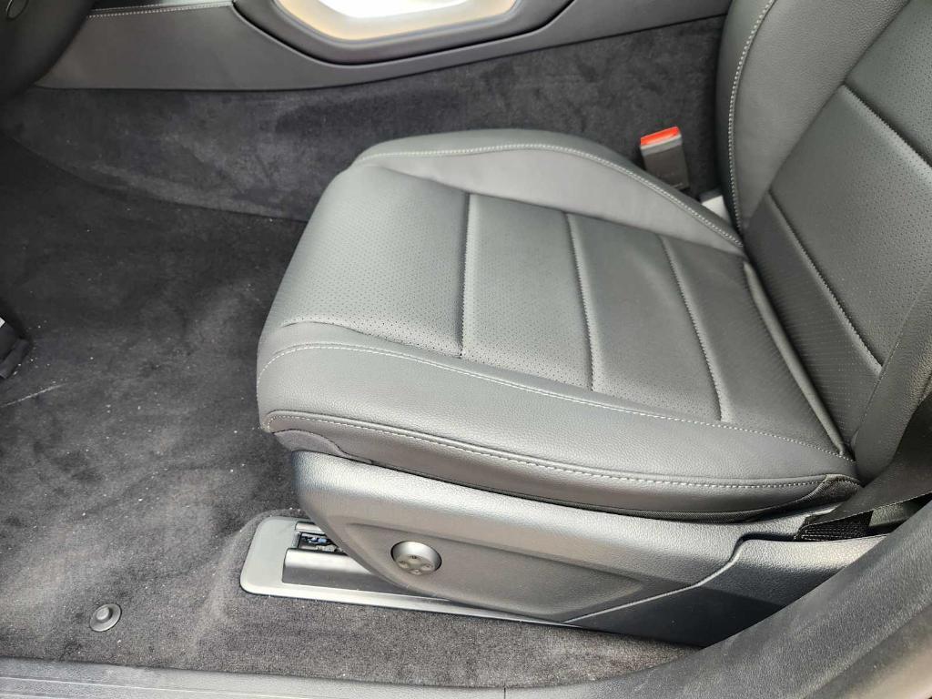 new 2025 Mercedes-Benz GLS 450 car, priced at $102,010