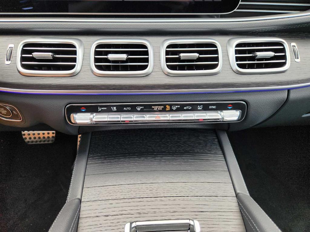 new 2025 Mercedes-Benz GLS 450 car, priced at $102,010