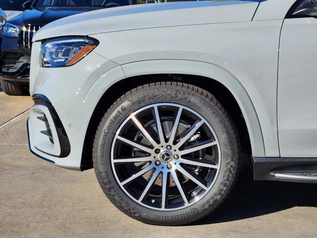 new 2025 Mercedes-Benz GLS 580 car, priced at $125,230