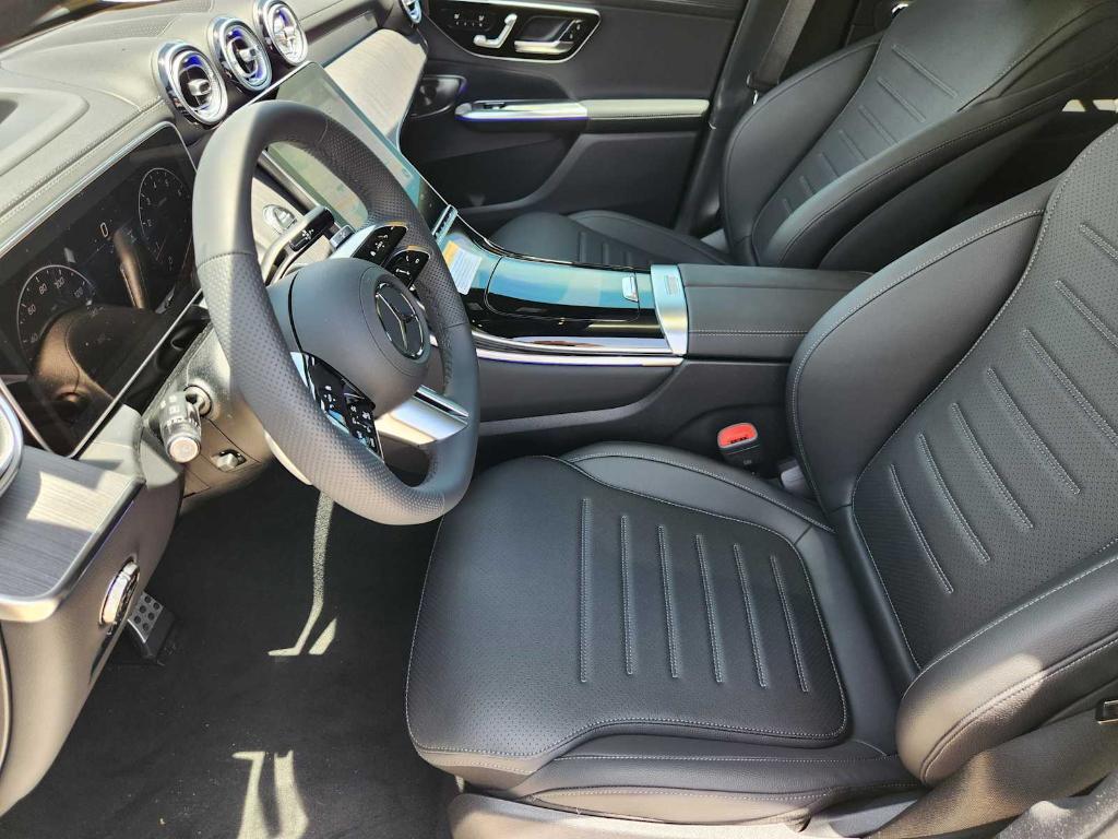 new 2025 Mercedes-Benz GLC 300 car, priced at $68,675