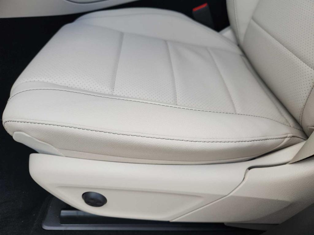 new 2025 Mercedes-Benz GLE 350 car, priced at $71,345