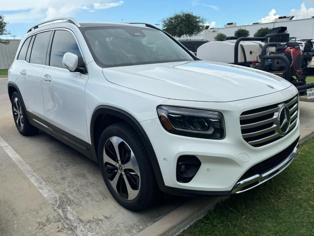 used 2025 Mercedes-Benz GLB 250 car, priced at $42,990