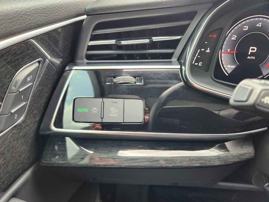 used 2020 Audi Q7 car, priced at $29,888