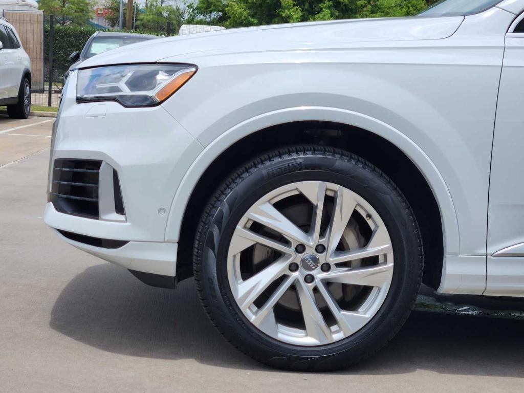 used 2020 Audi Q7 car, priced at $29,888