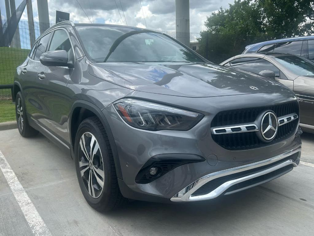 used 2025 Mercedes-Benz GLA 250 car, priced at $36,990