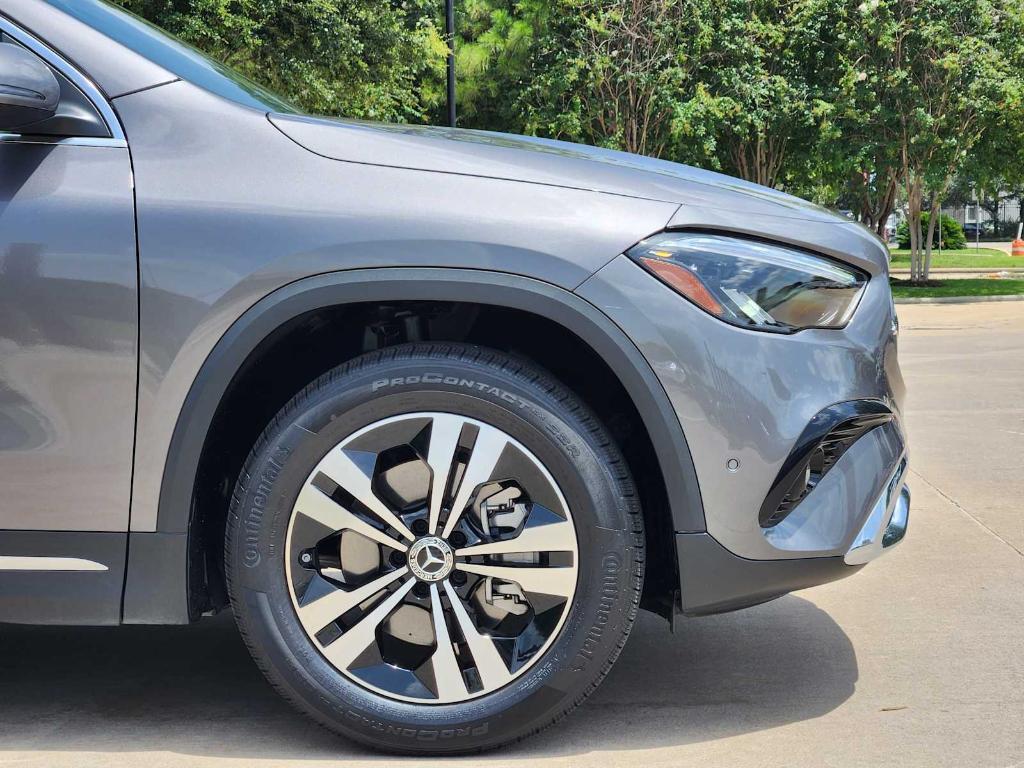 used 2025 Mercedes-Benz GLA 250 car, priced at $36,990
