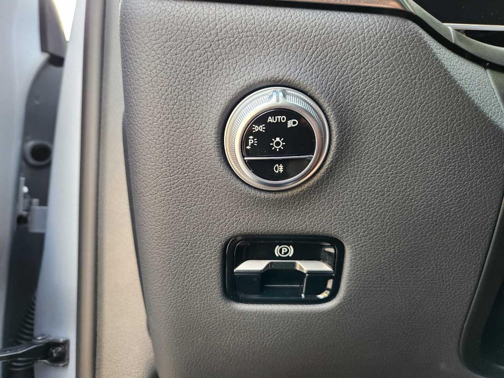 used 2025 Mercedes-Benz GLC 300 car, priced at $45,990