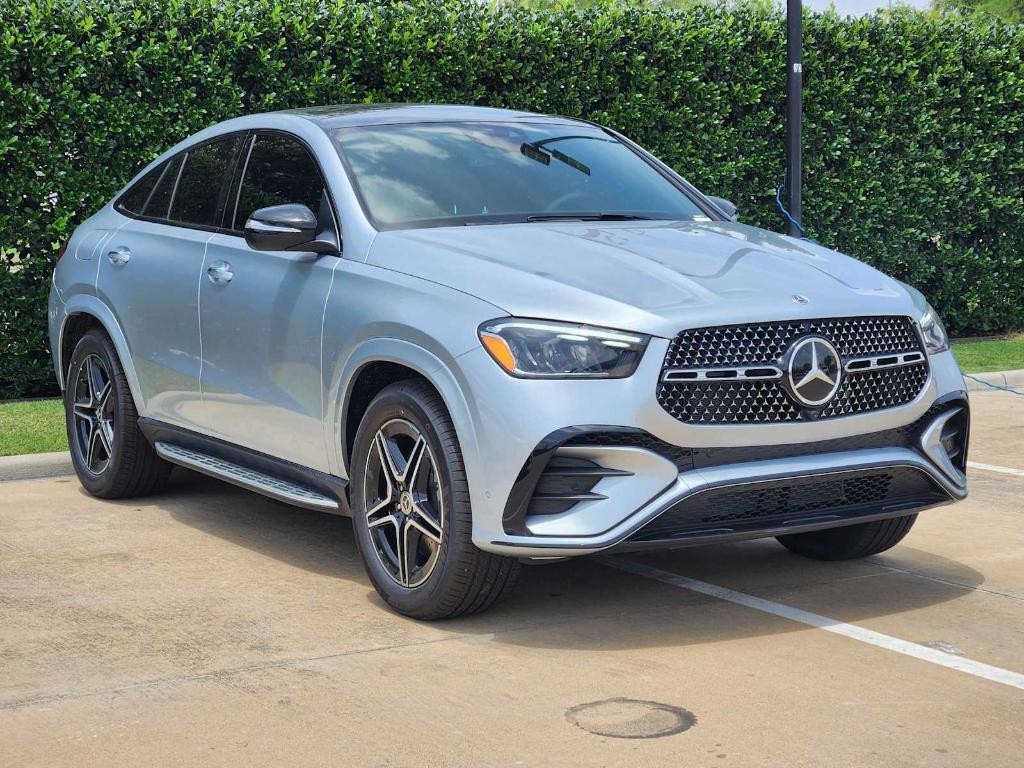 new 2025 Mercedes-Benz GLE 450 car, priced at $87,215