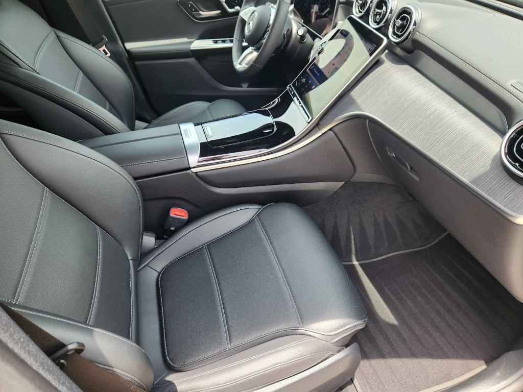 used 2025 Mercedes-Benz GLC 300 car, priced at $43,692