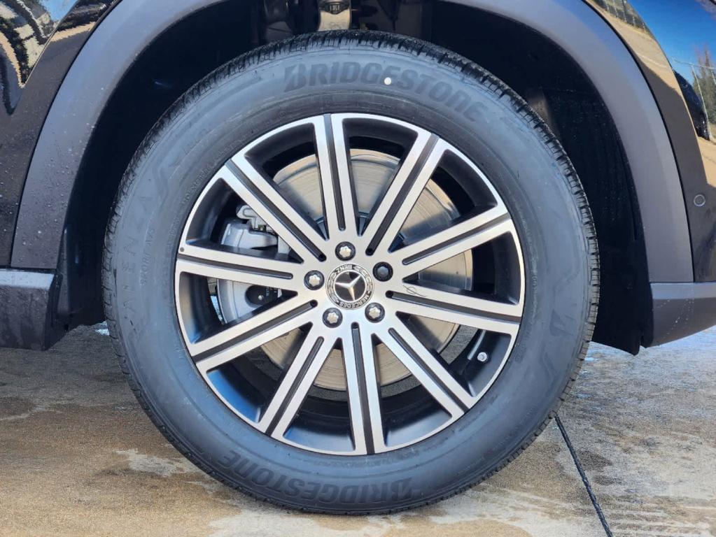 new 2025 Mercedes-Benz GLE 450e car, priced at $80,310