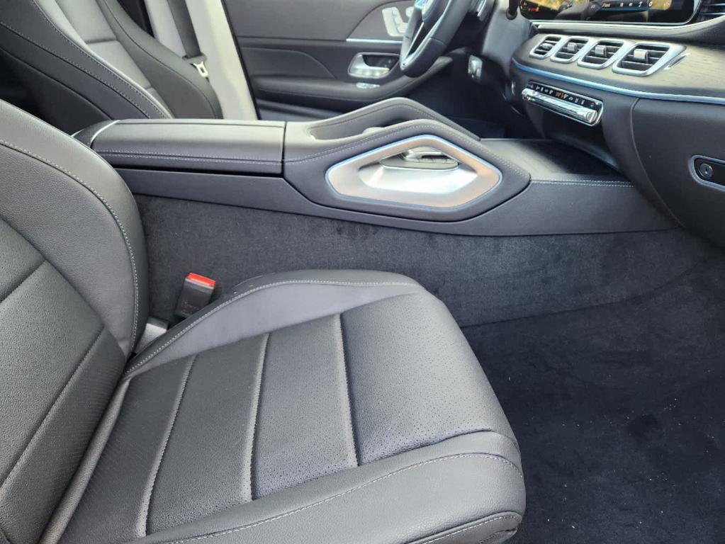 new 2025 Mercedes-Benz GLE 450e car, priced at $80,310