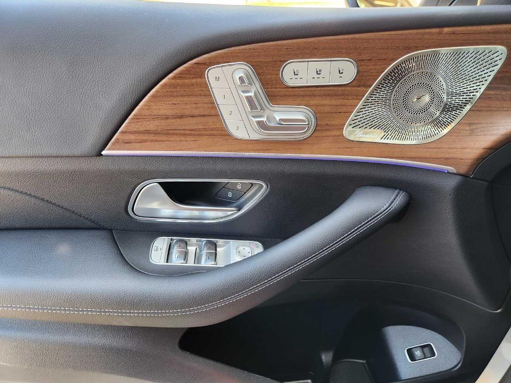 used 2025 Mercedes-Benz GLE 350 car, priced at $61,990