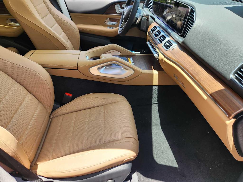 new 2025 Mercedes-Benz GLE 350 car, priced at $75,665