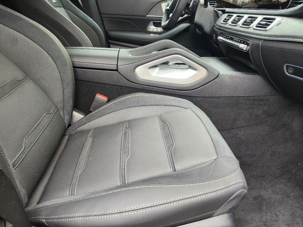 new 2025 Mercedes-Benz AMG GLE 53 car, priced at $99,860