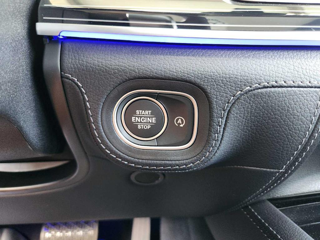 new 2025 Mercedes-Benz GLE 350 car, priced at $85,015