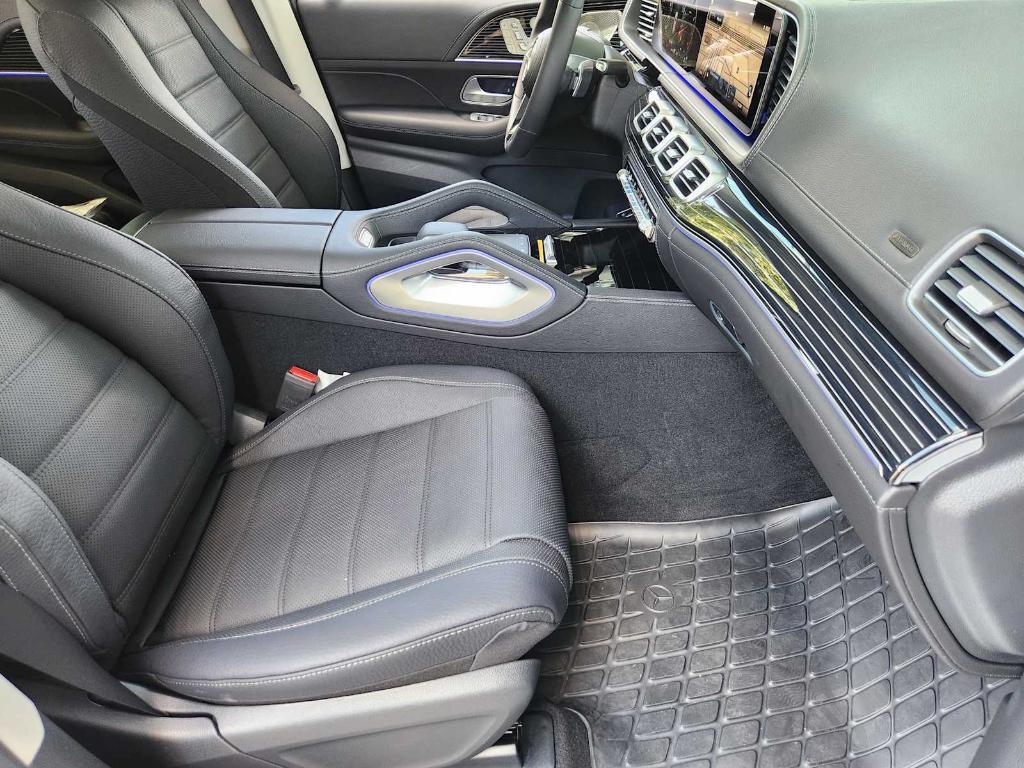 new 2025 Mercedes-Benz GLE 350 car, priced at $85,015