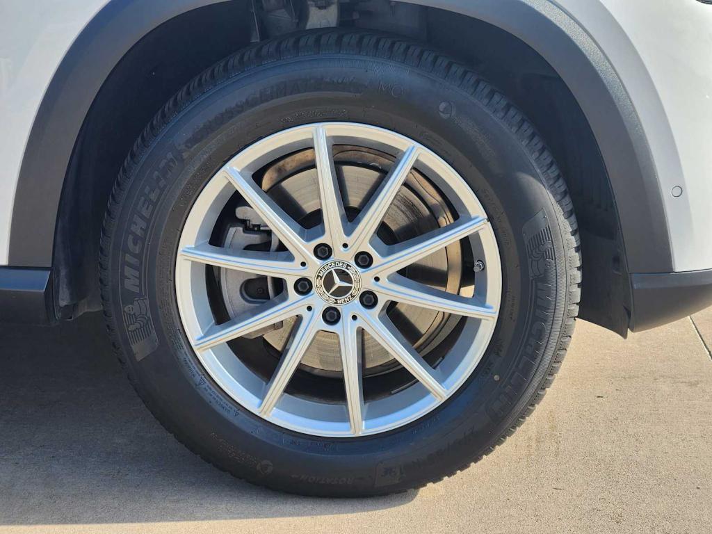 used 2025 Mercedes-Benz GLE 350 car, priced at $57,690