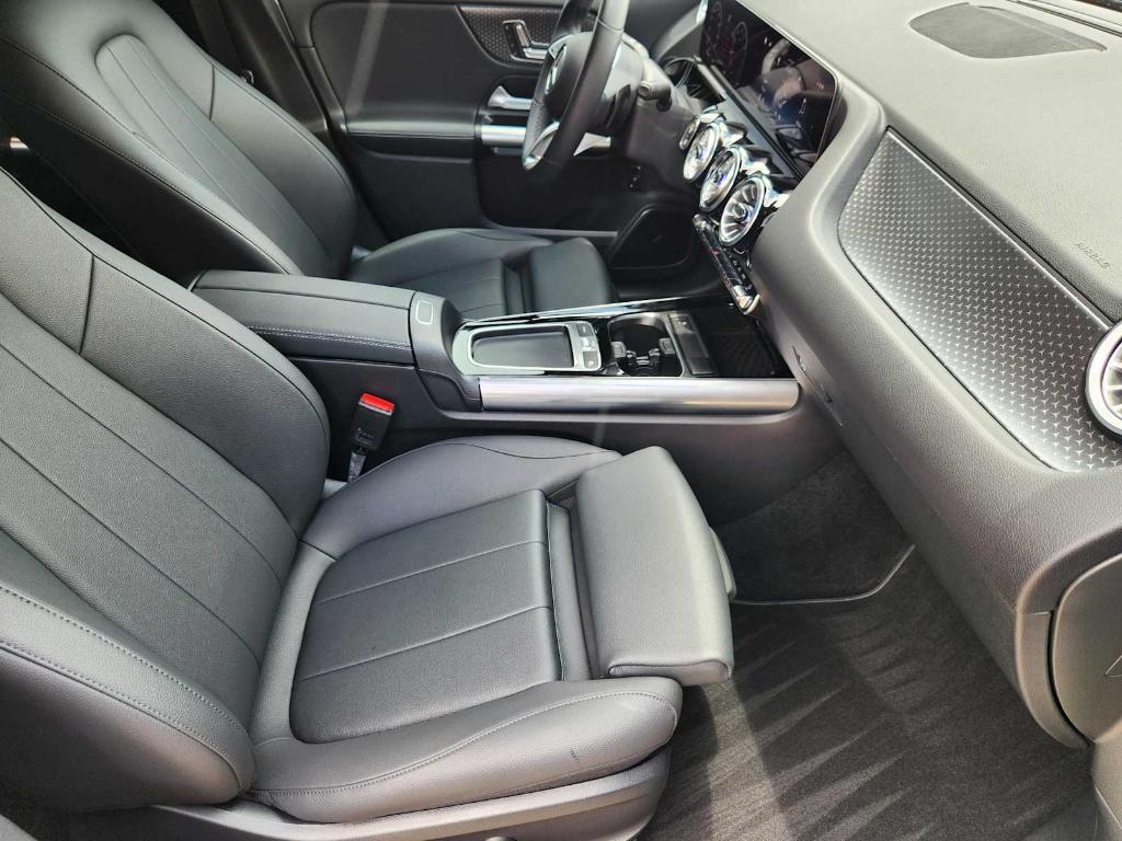 used 2025 Mercedes-Benz GLA 250 car, priced at $39,491