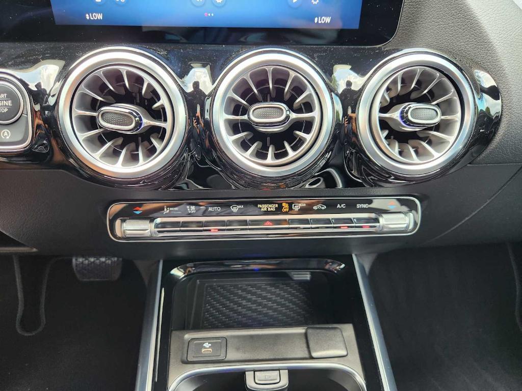 used 2025 Mercedes-Benz GLA 250 car, priced at $39,491