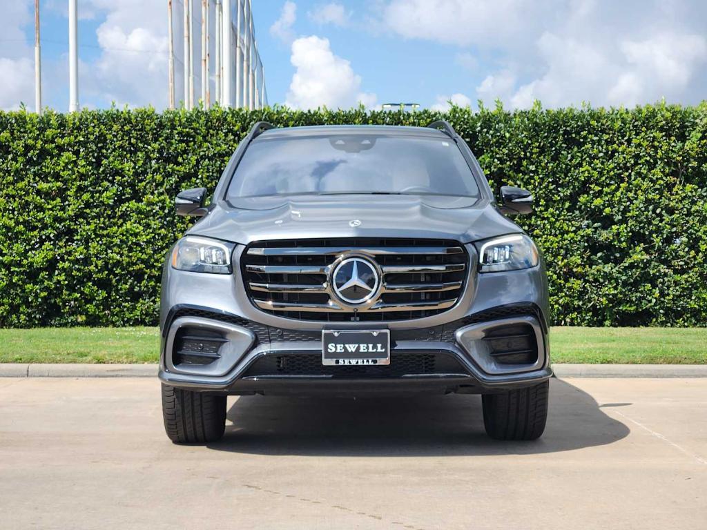 used 2025 Mercedes-Benz GLS 580 car, priced at $105,991