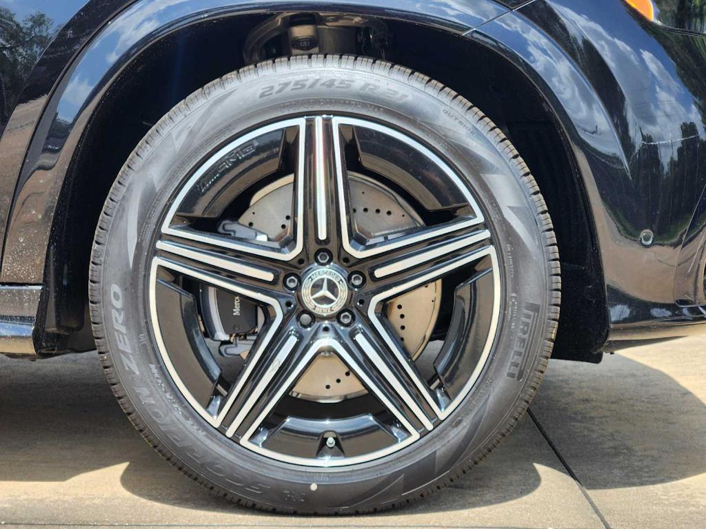 new 2025 Mercedes-Benz GLE 580 car, priced at $96,595