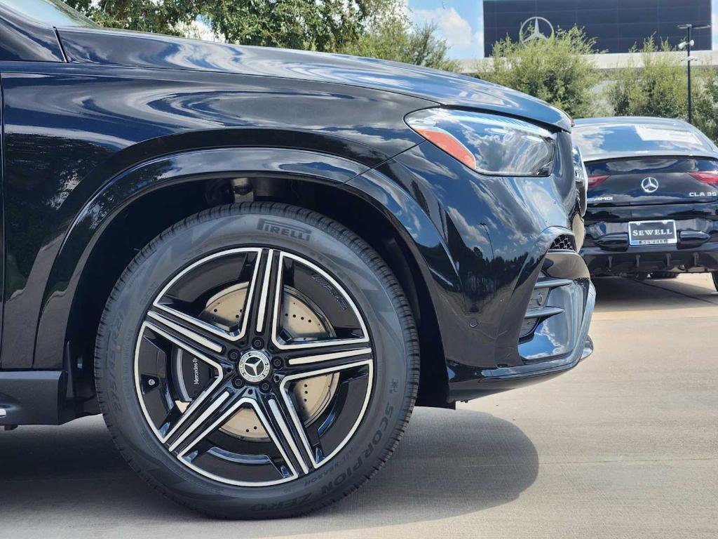 new 2026 Mercedes-Benz GLE 580 car, priced at $95,580