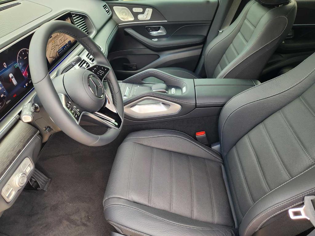 new 2026 Mercedes-Benz GLE 580 car, priced at $95,580