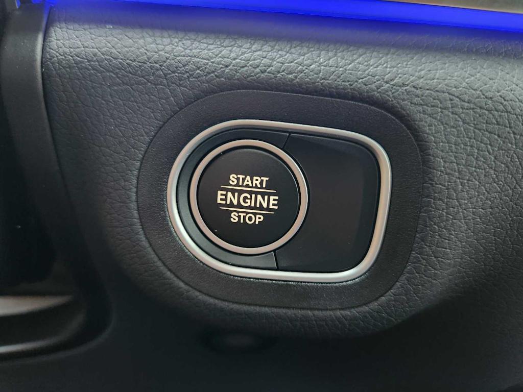 used 2025 Mercedes-Benz GLE 450e car, priced at $69,990