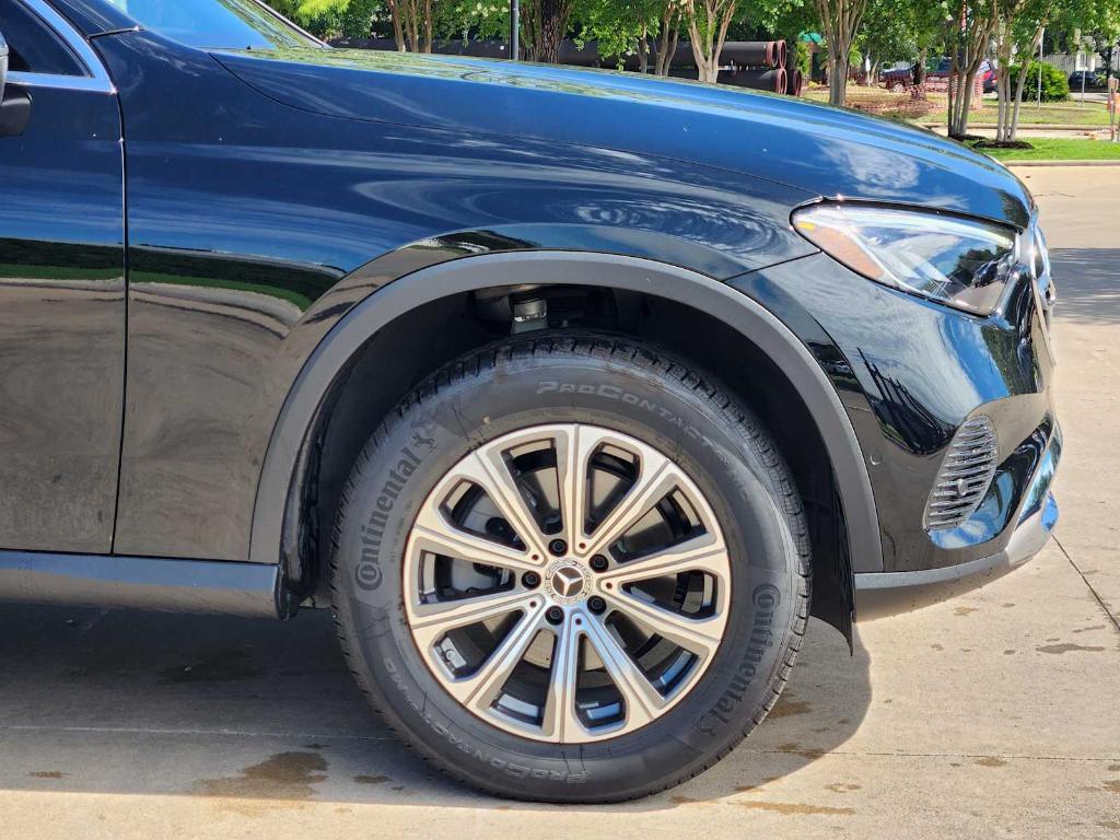 used 2025 Mercedes-Benz GLC 300 car, priced at $45,491