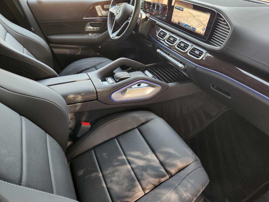 used 2025 Mercedes-Benz GLS 450 car, priced at $82,992