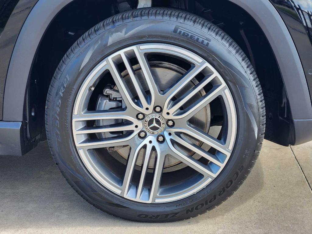used 2025 Mercedes-Benz GLS 450 car, priced at $82,992