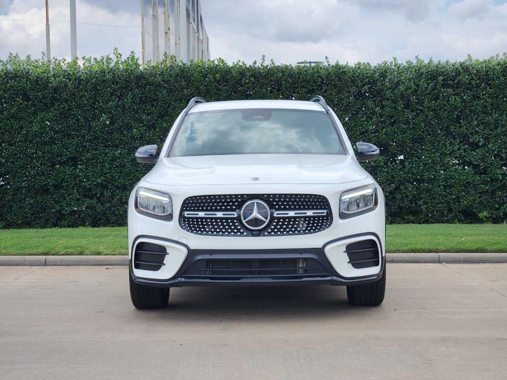 used 2025 Mercedes-Benz GLB 250 car, priced at $40,690